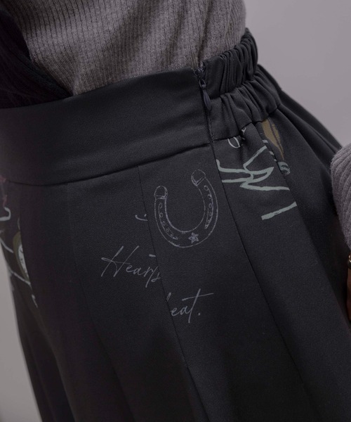 完売品 新品 Eimee Law テキストプリント プリーツスカート テキスト馬柄ptタックプリーツスカート（スカート）｜Eimee Law