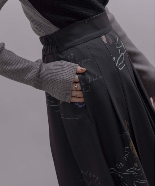 Eimee Law（エイミーロウ）の「テキスト馬柄ptタックプリーツスカート（スカート・レディース・ブラック/ライトベージュ・MEDIUM）」の12枚目の写真