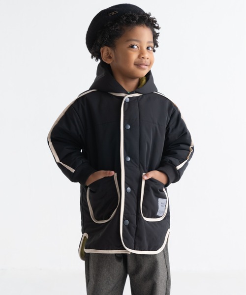 maarook（マルーク）の「タフタパイピング中綿ジャケット（その他アウター・キッズ・イエロー/ブラック・110cm/100cm/130cm/120cm/90cm）」の2枚目の写真