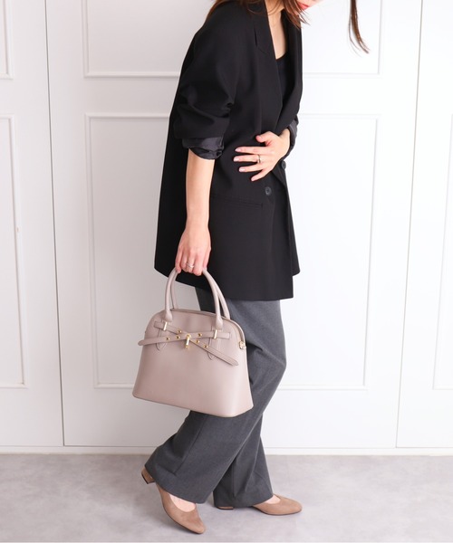 artemis by DIANA（アルテミスバイダイアナ）の「ストラップ付属2WAY　ブガッティバッグ（ハンドバッグ・レディース・ブラック/グレー/ブラウン・FREE）」の7枚目の写真