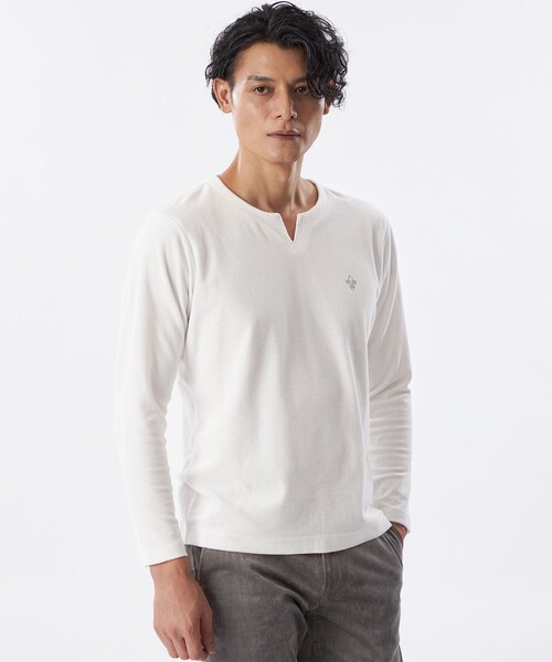 EPOCA UOMO(エポカウォモ)の「*Safari11月号掲載*ベロアジャージーキーネックカットソー(Tシャツ/カットソー・メンズ・ホワイト/ブラック・46/48)」の1枚目の写真