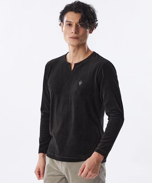 EPOCA UOMO(エポカウォモ)の「*Safari11月号掲載*ベロアジャージーキーネックカットソー(Tシャツ/カットソー・メンズ・ホワイト/ブラック・46/48)」の2枚目の写真