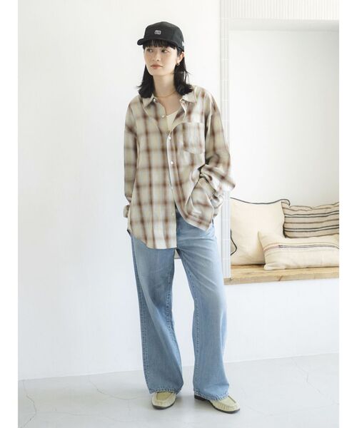Ungrid(アングリッド)の「ビッグルーズチェックシャツ(シャツ/ブラウス・レディース・ブラウン/ネイビー・FREE)」の19枚目の写真