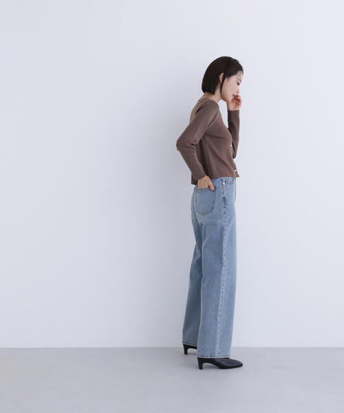 NATURAL BEAUTY BASIC(ナチュラルビューティーベーシック)の「◇ベーシックラメカーディガン(カーディガン/ボレロ・レディース・ブラウン/ピンク/グレー/オフホワイト・FREE)」の11枚目の写真