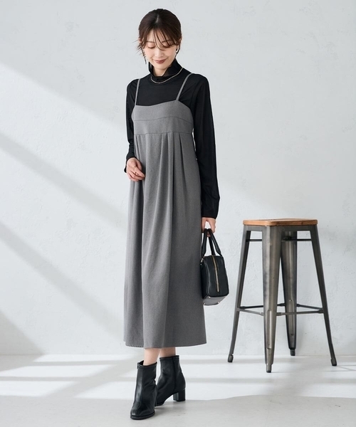a.v.v(アーヴェヴェ)の「シアーストレッチハイネックトップス(Tシャツ/カットソー・レディース・ブラウン/アイボリー/ブラック/モカ・40/36/38)」の21枚目の写真