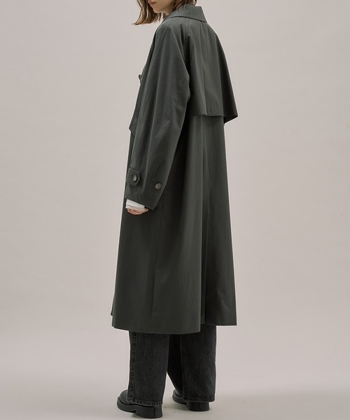 PUBLIC TOKYO（パブリックトウキョウ）の「ストレートラインステンカラーコート（トレンチコート・レディース・ダークグレー/ベージュ・1/2）」の5枚目の写真