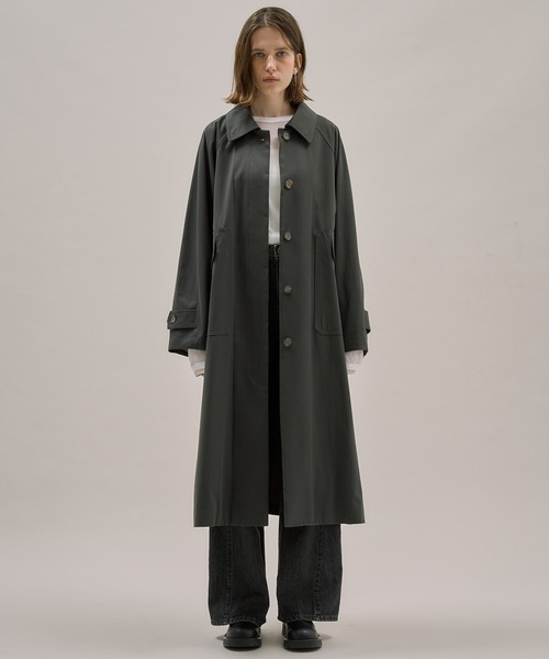 PUBLIC TOKYO（パブリックトウキョウ）の「ストレートラインステンカラーコート（トレンチコート・レディース・ダークグレー/ベージュ・1/2）」の6枚目の写真