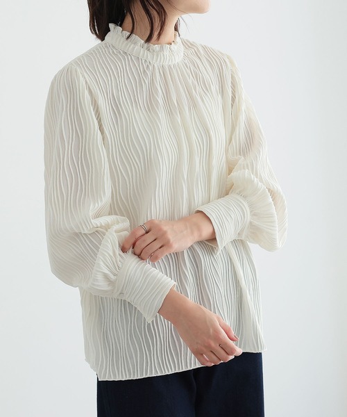 n'OrLABEL（ノアールレーベル）の「『楊柳カットブラウス』（シャツ/ブラウス・レディース・ブラック/アイボリー・2/1）」の3枚目の写真