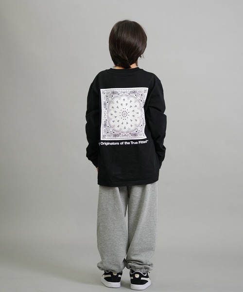 NEW ERA(ニューエラ)の「NEW ERA/ニューエラ YTH LS CT TEE PAISLEY キッズ ロンT 14693878/14693879(Tシャツ/カットソー・キッズ・ホワイト/ブラック・130cm/140cm/150cm/160cm)」の14枚目の写真