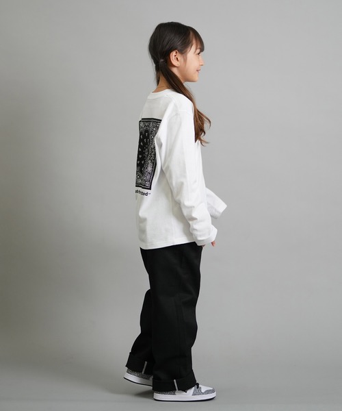 NEW ERA(ニューエラ)の「NEW ERA/ニューエラ YTH LS CT TEE PAISLEY キッズ ロンT 14693878/14693879(Tシャツ/カットソー・キッズ・ホワイト/ブラック・130cm/140cm/150cm/160cm)」の11枚目の写真