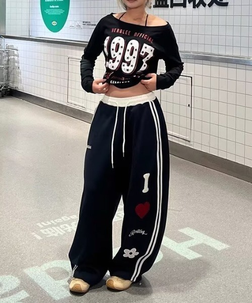 LOVE LOGO ワイドサイドラインスウェットパンツ（スウェットパンツ