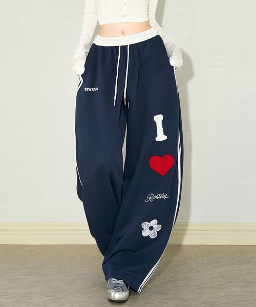Vipoa(ヴィポア)の「LOVE LOGO ワイドサイドラインスウェットパンツ(スウェットパンツ・レディース・グレー/ブラック/ネイビー・FREE)」の12枚目の写真