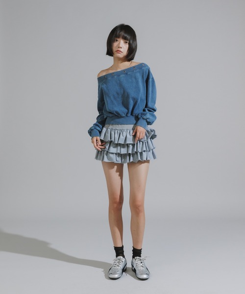 Chick（チック）の「Vintage-Style Off-Shoulder Cropped Sweatshirt / オフショルダーショート丈スウェット（スウェット・レディース・ブラック/ブルー・FREE）」の19枚目の写真