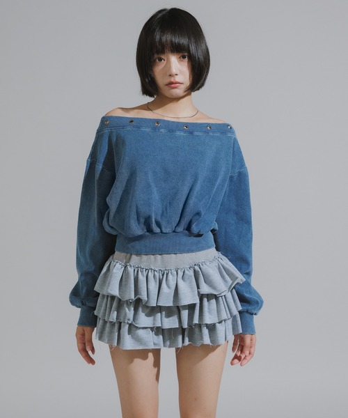 Chick（チック）の「Vintage-Style Off-Shoulder Cropped Sweatshirt / オフショルダーショート丈スウェット（スウェット・レディース・ブラック/ブルー・FREE）」の13枚目の写真
