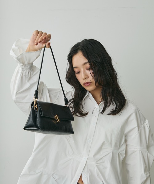 Lunea（ルネア）の「2wayスクエアワンハンドルバッグ/２種類のショルダー紐付き（ショルダーバッグ・レディース・ベージュ/ダークブラウン/ブラック/ブラウン/キャメル/ピンク・FREE）」の21枚目の写真