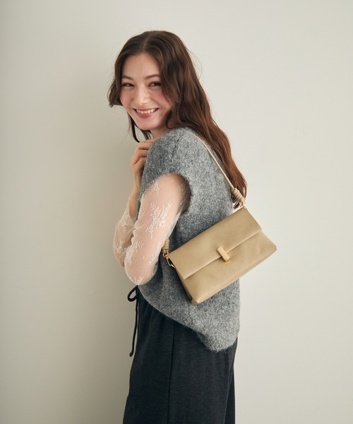 Lunea（ルネア）の「2wayスクエアワンハンドルバッグ/２種類のショルダー紐付き（ショルダーバッグ・レディース・ベージュ/ダークブラウン/ブラック/ブラウン/キャメル/ピンク・FREE）」の11枚目の写真