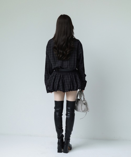 VEILA(ヴェイラ)の「チェックベルトシャツトップス(シャツ/ブラウス・レディース・グレー・フリー)」の8枚目の写真
