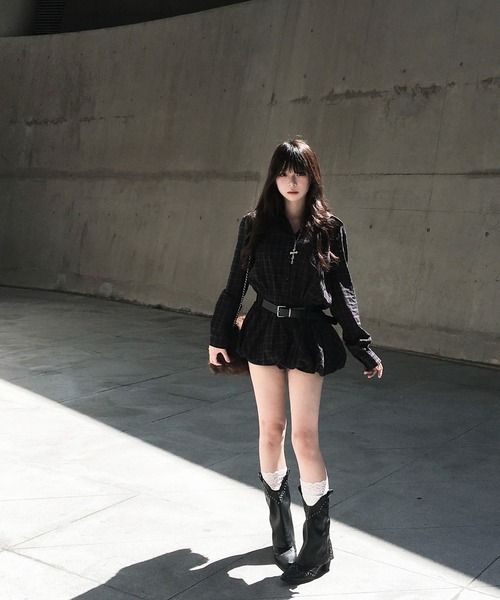 VEILA(ヴェイラ)の「チェックベルトシャツトップス(シャツ/ブラウス・レディース・グレー・フリー)」の22枚目の写真