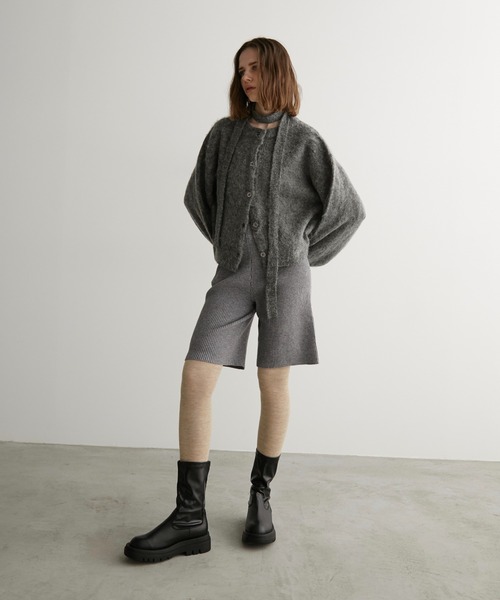 LOSCa（ロスカ）の「ウール混チョーカーニットカーディガン（ニット/セーター・レディース・チャコールグレー/オリーブ/グレイッシュベージュ・FREE）」の17枚目の写真