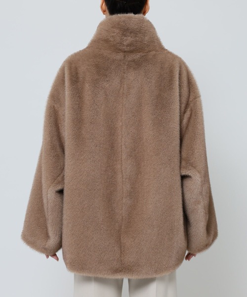 BABYLONE（バビロン）の「ファーショートコート（ブルゾン）」 - WEAR