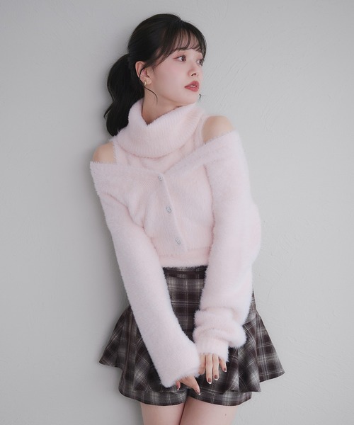 fupel(フぺル)の「back open no sleeve turtle knit ensemble / バックオープンノースリーブタートルニットアンサンブル(アンサンブル・レディース・アイボリー/ピンク・FREE)」の2枚目の写真
