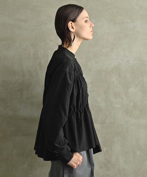 RAW FUDGE（ローファッジ）の「ランダムシャーリングブラウス（シャツ/ブラウス・レディース・オフホワイト/チャコールグレー/ブラック・M）」の5枚目の写真