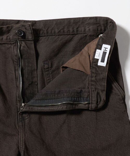 H　BEAUTY&YOUTH UNITED ARROWS（エイチビューティーアンドユースユナイテッドアローズ）の「＜H＞ディープカラーデニムパンツ（デニムパンツ・メンズ・ダークブラウン・M/L/S）」の4枚目の写真