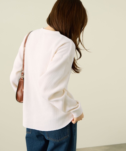 NAVY（ネイビー）の「nAvy リラックスFITワッフルヘンリーネックロングTシャツ（Tシャツ/カットソー・メンズ・ベージュ/チャコールグレー/杢グレー/アイボリー・XL/L/M/S）」の11枚目の写真