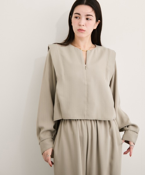 LE CERCLE par rope'（ルセルクルパーロペ）の「ラメストライプ2WAYヘムタックブラウス/セットアップ対応（シャツ/ブラウス・レディース・チャコールグレー/ベージュ/ネイビー・FREE）」の14枚目の写真