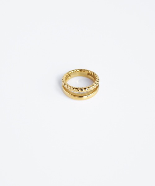 TUWAKRIM（トゥワクリム）の「【TUWAKRIM】ロープミックスリング（リング・レディース・ゴールド・LARGE）」の4枚目の写真