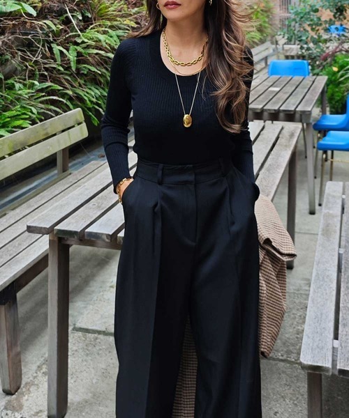 esutoreja（エストレジャ）の「Uネックリブニットトップス（ニット/セーター・レディース・ブラック/チャコール/ブラウン・FREE）」の9枚目の写真