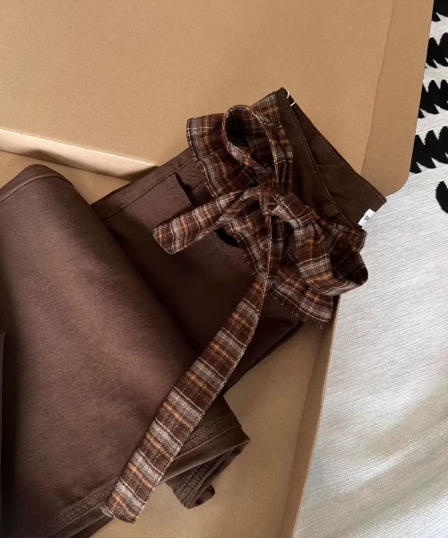 DEVICE（デバイス）の「リボン フリル ベルト ワイドパンツ（カーゴパンツ・レディース・ブラウン・FREE）」の8枚目の写真