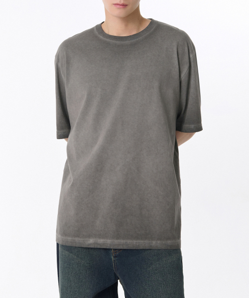 MUSINSA STANDARD（ムシンサスタンダード）の「ルナ ダイング リラックスド クルーネックTシャツ [チャコールグレー]（Tシャツ/カットソー・メンズ・その他・LARGE/X-LARGE/XX-LARGE/XXX-LARGE/SMALL/MEDIUM）」の2枚目の写真