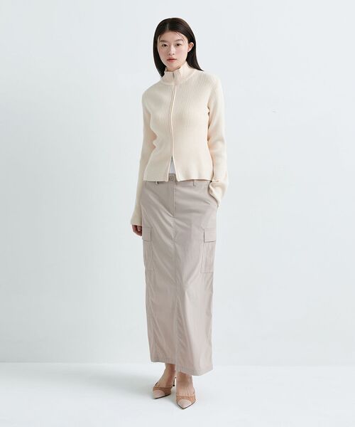 MUSINSA STANDARD WOMAN（ムシンサスタンダードウーマン）の「ウィメンズリブスリムニットジップアップ[クリーム]（ニット/セーター・レディース・その他・SMALL/MEDIUM/LARGE）」の10枚目の写真