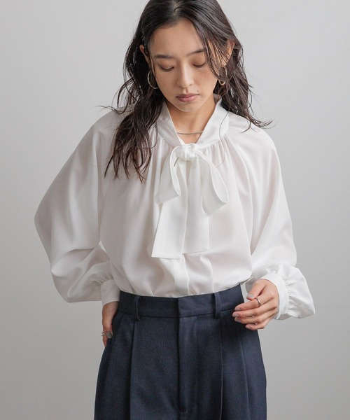 LOWRYS FARM(ローリーズファーム)の「daymeリボンブラウス 628652(シャツ/ブラウス・レディース・ホワイト・FREE)」の6枚目の写真