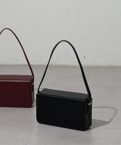 GALLARDAGALANTE(ガリャルダガランテ)の「【2.718】BOXショルダーバッグ(ショルダーバッグ・レディース・ブラック/ボルドー・FREE)」の5枚目の写真