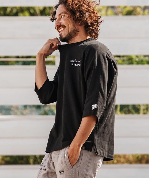 1minute 1second（ワンミニットワンセカンド）の「mt10111-cursive embroidery half sleeve T-shirt Tシャツ(1M26H310)（Tシャツ/カットソー・メンズ・グレイッシュベージュ/ブラック/ホワイト・S/M/L/XL）」の17枚目の写真