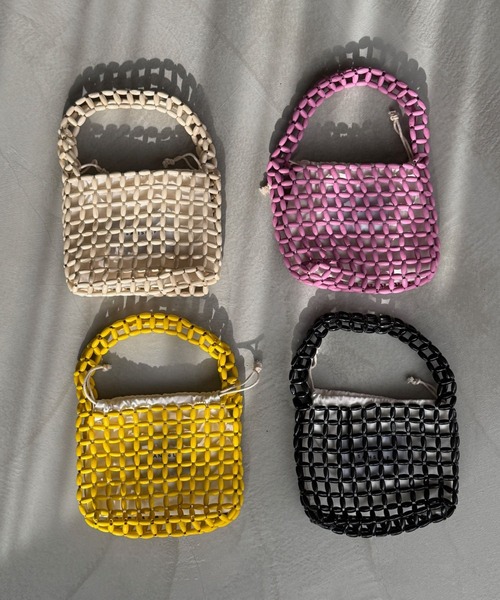 SANSeLF（サンセルフ）の「【SANSeLF】 コンパクトビーズスクエアハンドバッグ saa26s001（ハンドバッグ・レディース・イエロー/ピンク/アイボリー/ブラック・FREE）」の5枚目の写真