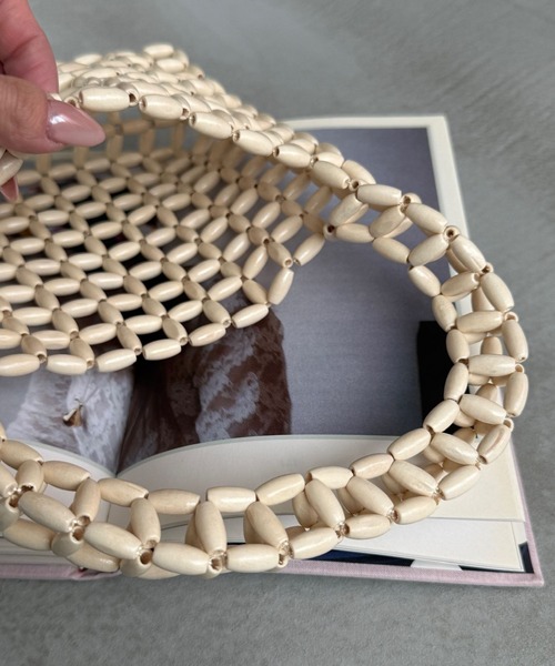 SANSeLF（サンセルフ）の「【SANSeLF】 コンパクトビーズスクエアハンドバッグ saa26s001（ハンドバッグ・レディース・イエロー/ピンク/アイボリー/ブラック・FREE）」の9枚目の写真