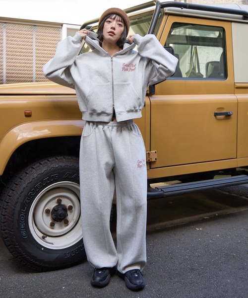 PBLIM（ページボーイリム）の「《UNISEX/セットアップ対応》ロゴポンチパーカー（パーカー・レディース・ブラック/グレー/ネイビー・SMALL/MEDIUM）」の4枚目の写真