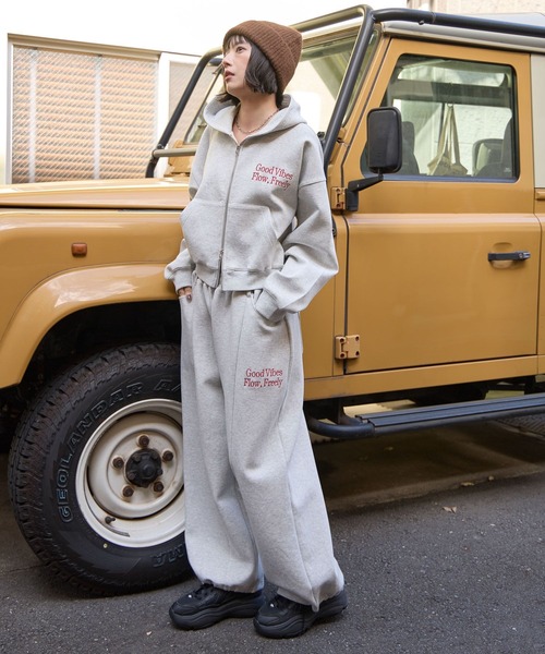 PBLIM（ページボーイリム）の「《UNISEX/セットアップ対応》ロゴポンチパーカー（パーカー・レディース・ブラック/グレー/ネイビー・SMALL/MEDIUM）」の6枚目の写真