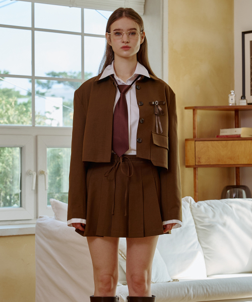 ARI(アリ)の「MILD CROP BLAZER / BROWN(テーラードジャケット・レディース・ブラウン・FREE)」の1枚目の写真