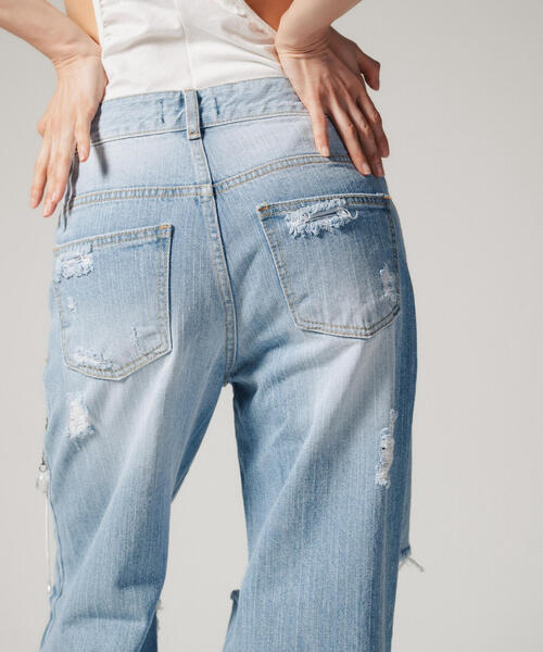 ROYAL FLASH（ロイヤルフラッシュ）の「MITSUKI/ミツキ/クラッシュワイドデニムパンツ（デニムパンツ・レディース・ブルー・M/S）」の9枚目の写真