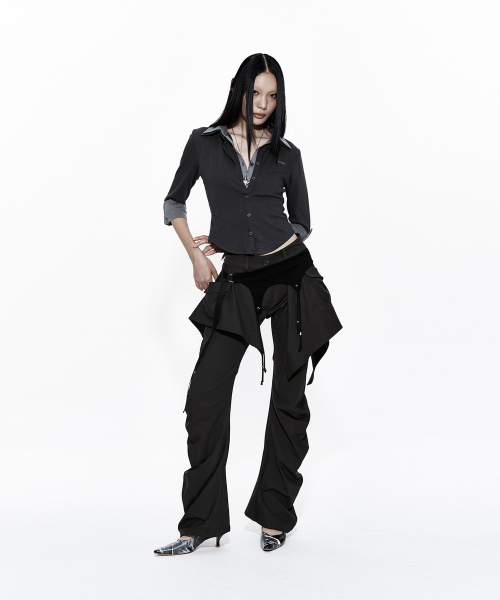 KASHIKO(カシコ)の「Layered Strap Pants Khaki(その他パンツ・レディース・その他・SMALL/MEDIUM)」の3枚目の写真