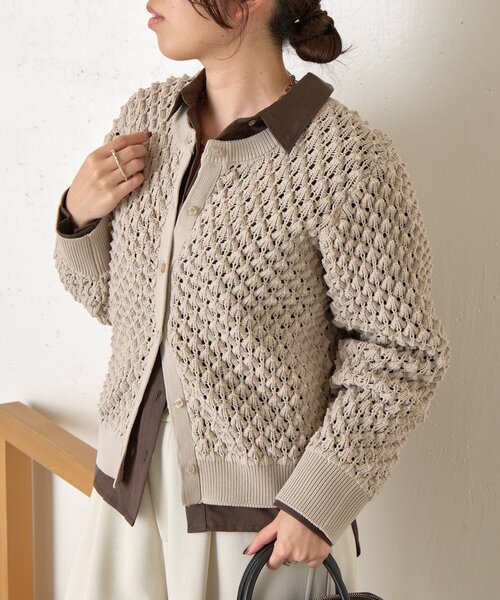 Jena espace merveilleux（ジェナ　エスパスメルヴェイユ）の「【春まで着れる】バンピーニットカーディガン（カーディガン/ボレロ・レディース・レッド/チャコールグレー/ライトグレー・FREE）」の2枚目の写真