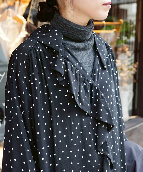 JOURNAL STANDARD LUXE（ジャーナルスタンダード　ラックス）の「Cu/Rローン フリルパフワンピース（ワンピース・レディース・ブラック系その他・FREE）」の13枚目の写真