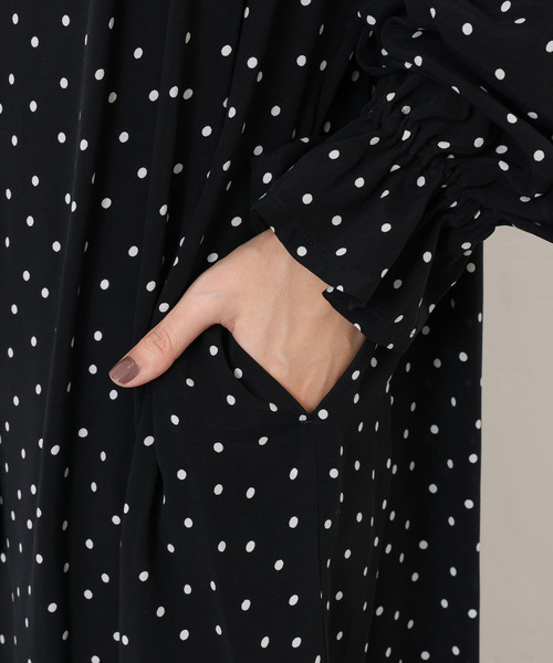 JOURNAL STANDARD LUXE（ジャーナルスタンダード　ラックス）の「Cu/Rローン フリルパフワンピース（ワンピース・レディース・ブラック系その他・FREE）」の19枚目の写真