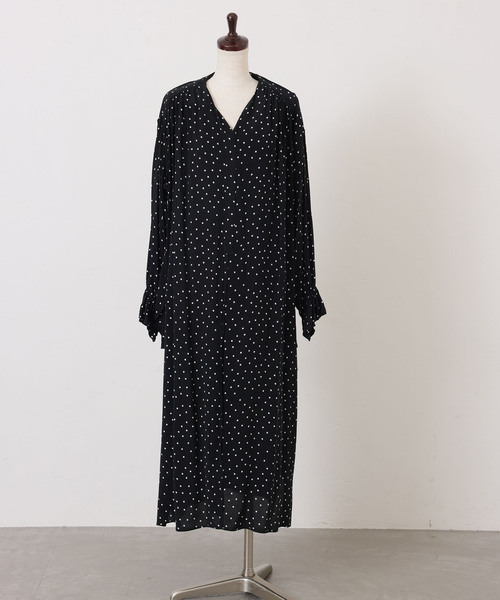 JOURNAL STANDARD LUXE（ジャーナルスタンダード　ラックス）の「Cu/Rローン フリルパフワンピース（ワンピース・レディース・ブラック系その他・FREE）」の21枚目の写真