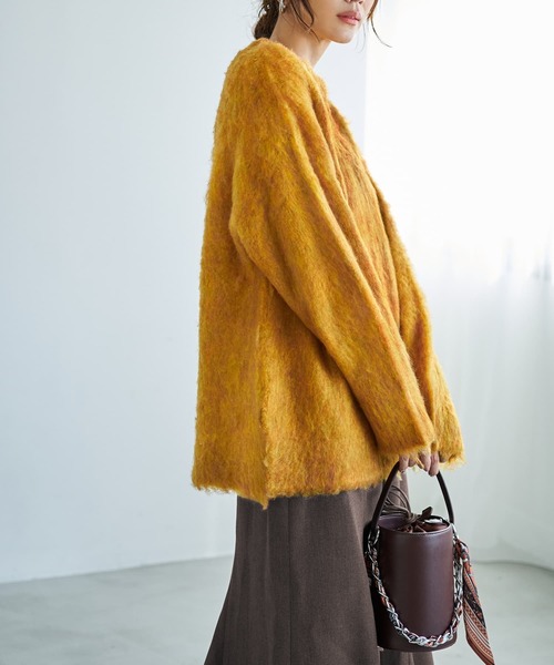 STYLE DELI(スタイルデリ)の「【LUXE】ふわふわ毛起こしブークレプルオーバー(ニット/セーター・レディース・イエロー系/ダークグレー/ピンク・FREE)」の3枚目の写真