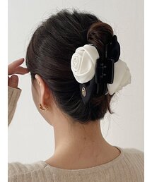 OAR（オーエーアール）の「クラシックモノトーンローズヘアクローゼットピン（ヘアピン）」